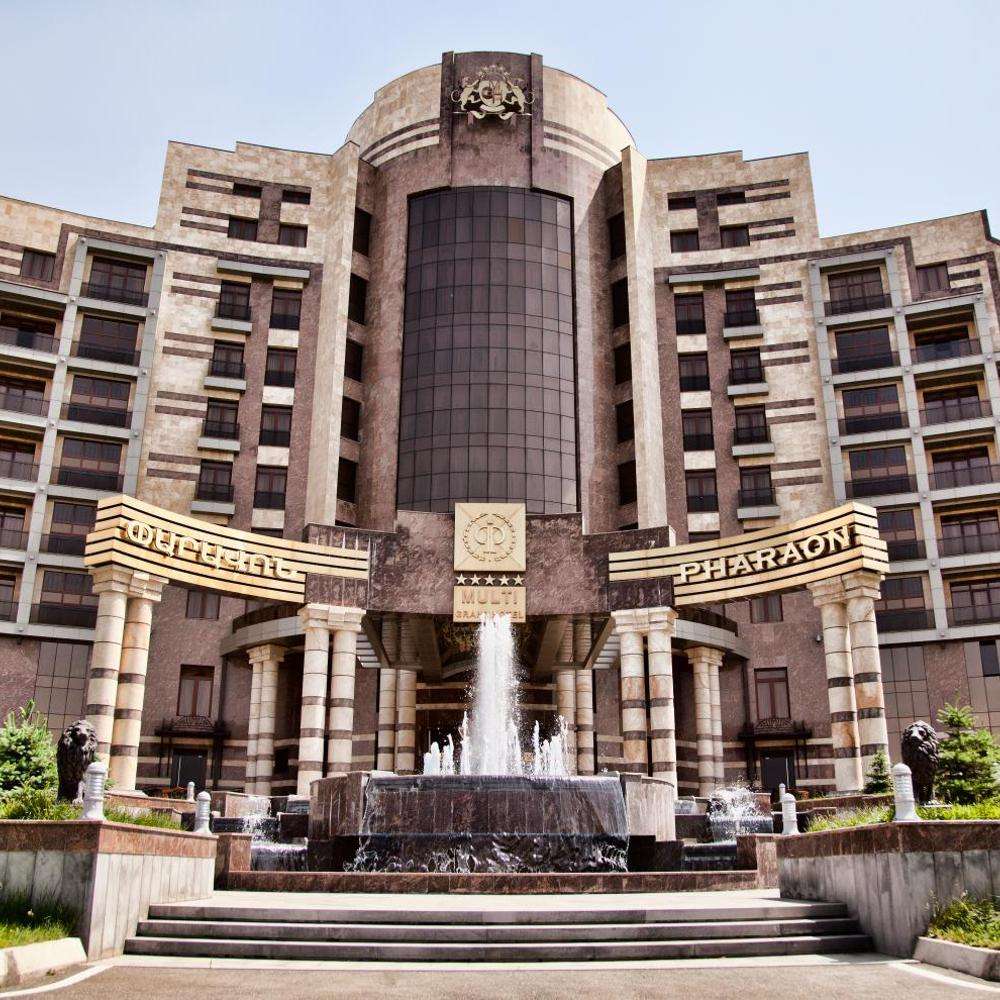 هتل مولتی گرندایروان Multi Grand hotel Yerevan