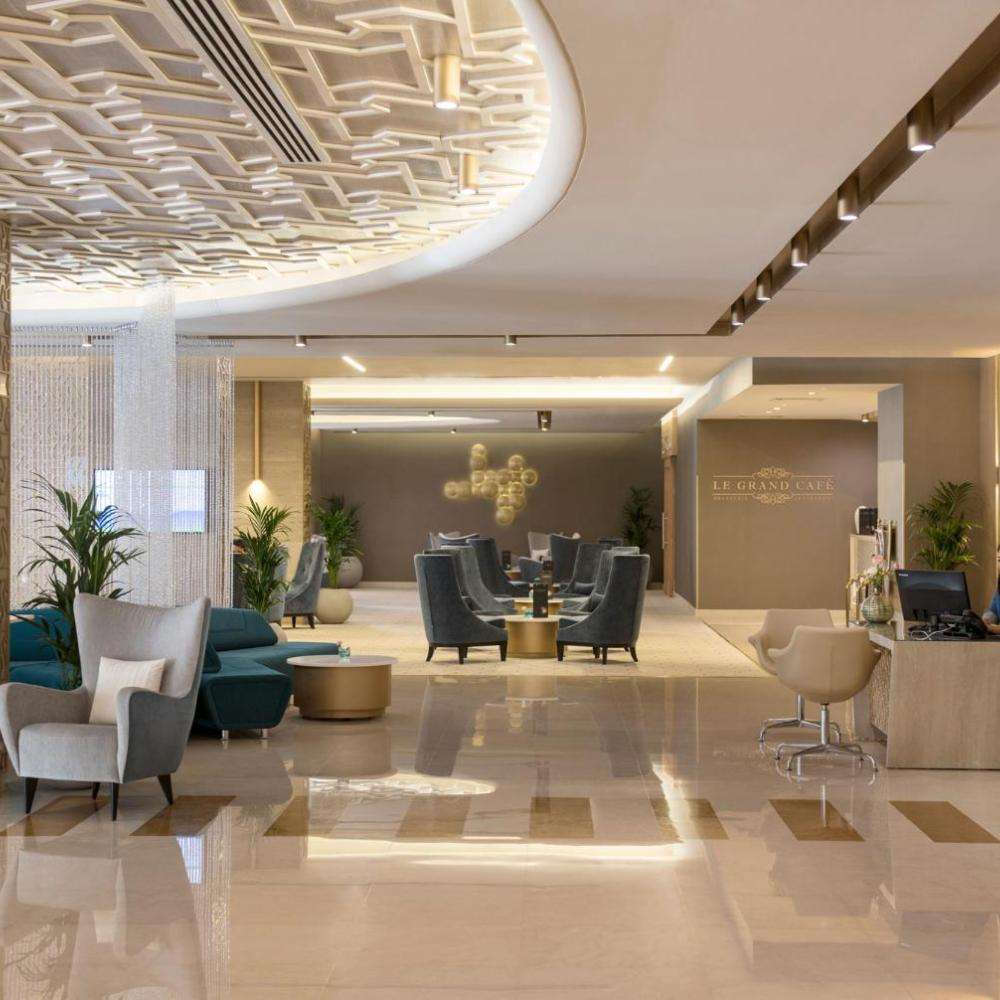 هتل و آپارتمانهای تو سیزن دبی Two Seasons Hotel & Apartments Dubai