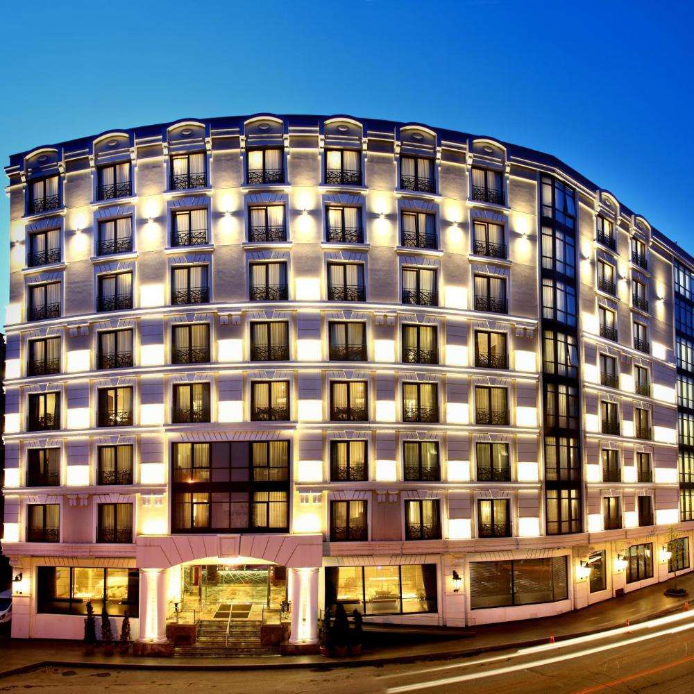 هتل دورا استانبول Istanbul Dora Hotel