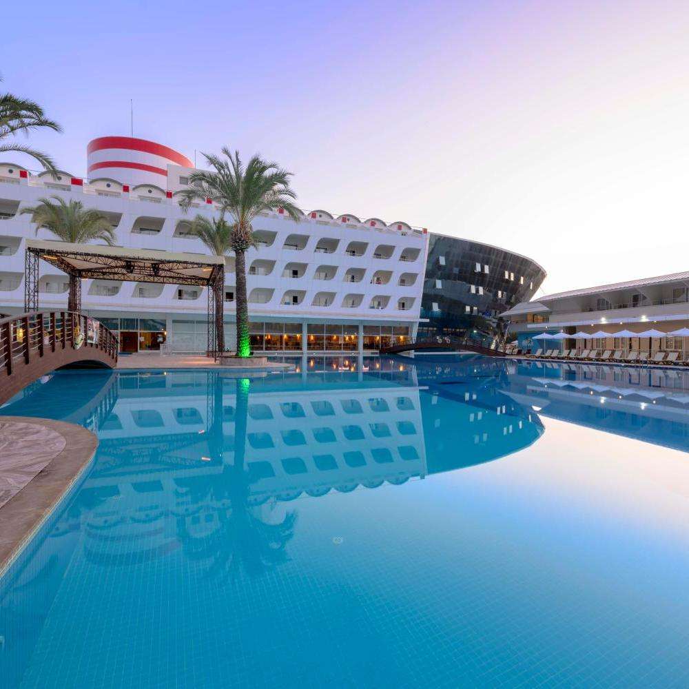 هتل ترنساتلانتیک و اسپا آنتالیا Transatlantik Hotel & SPA Antalya