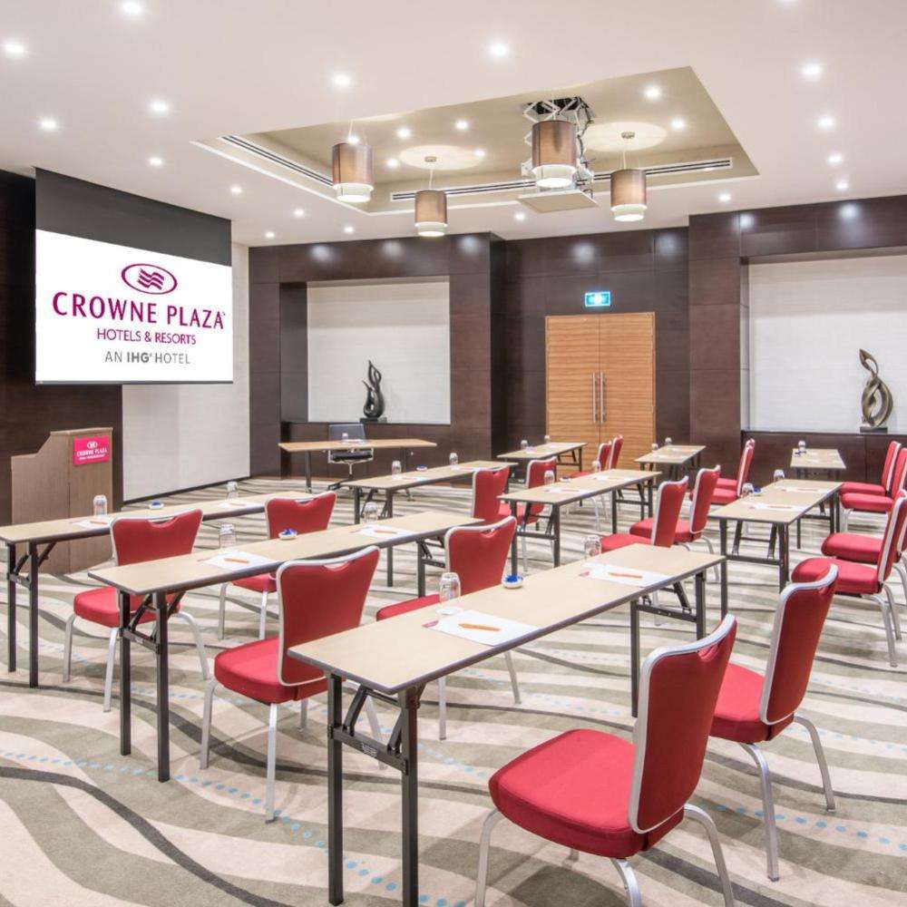 هتل کرون پلازا دوحه - د بیزنس پارک ای اچ جی Crowne Plaza Doha - The Business Park, an IHG hotel