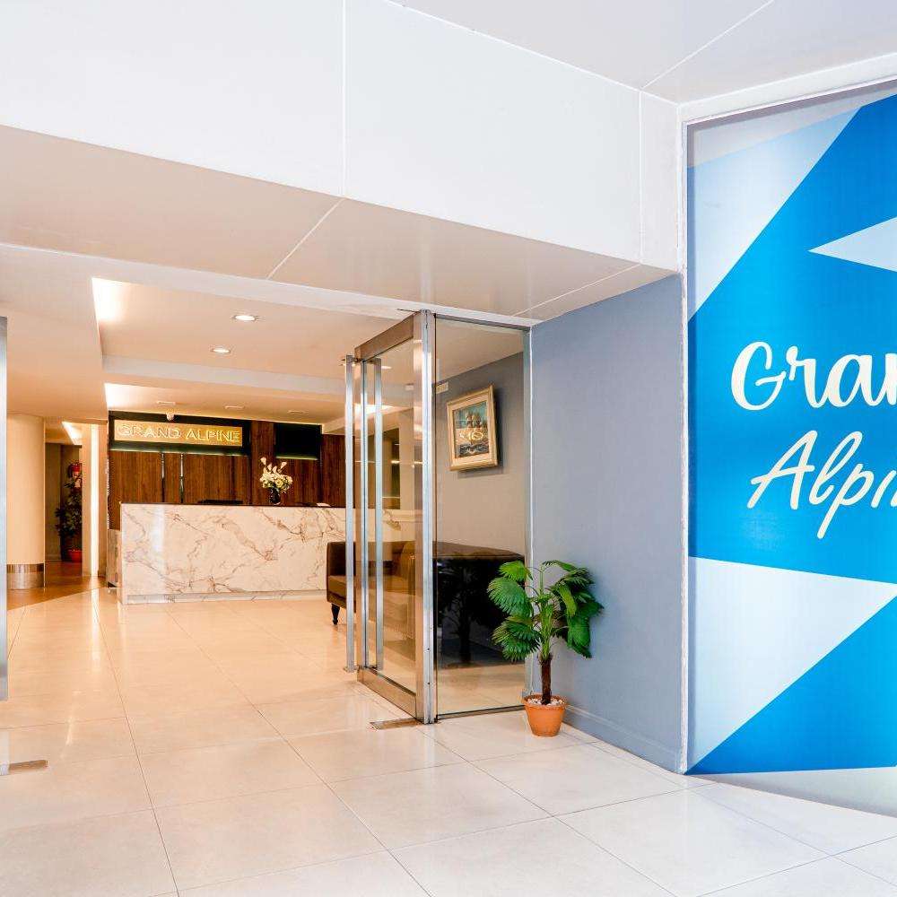 هتل گرند آلپاین بانکوک Hotel Grand Alpine Bangkok