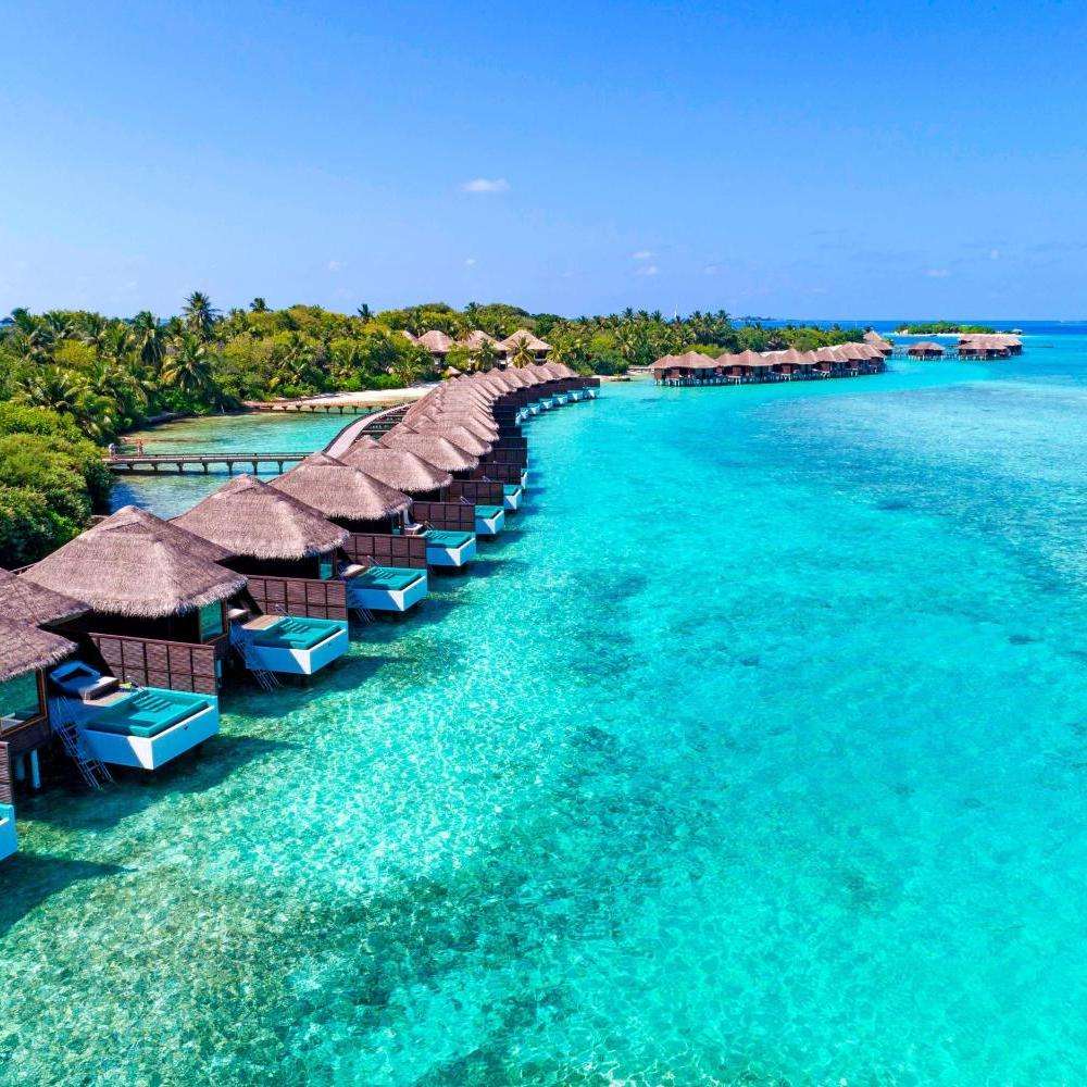 هتل شرایتون مالدیو فول مون ریزورت و اسپ Hotel Sheraton Maldives Full Moon Resort & Spa