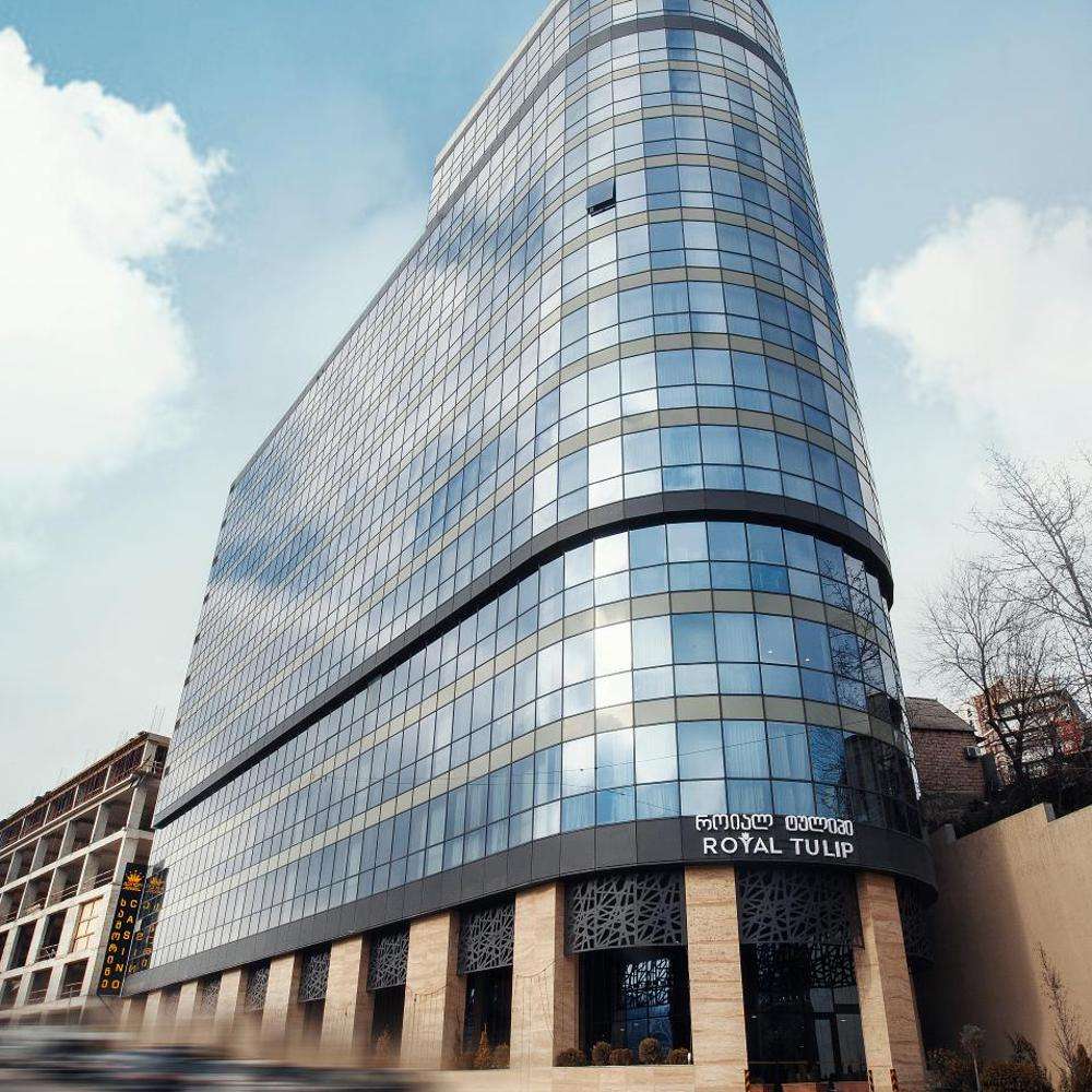هتل رویال تولیپ تفلیس Royal Tulip Hotel Tbilisi