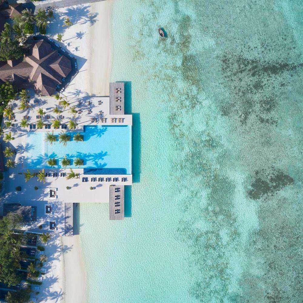 هتل پارادایس آیلند ریزورت و اسپا مالدیو Hotel Paradise Island Resort & Spa Maldives