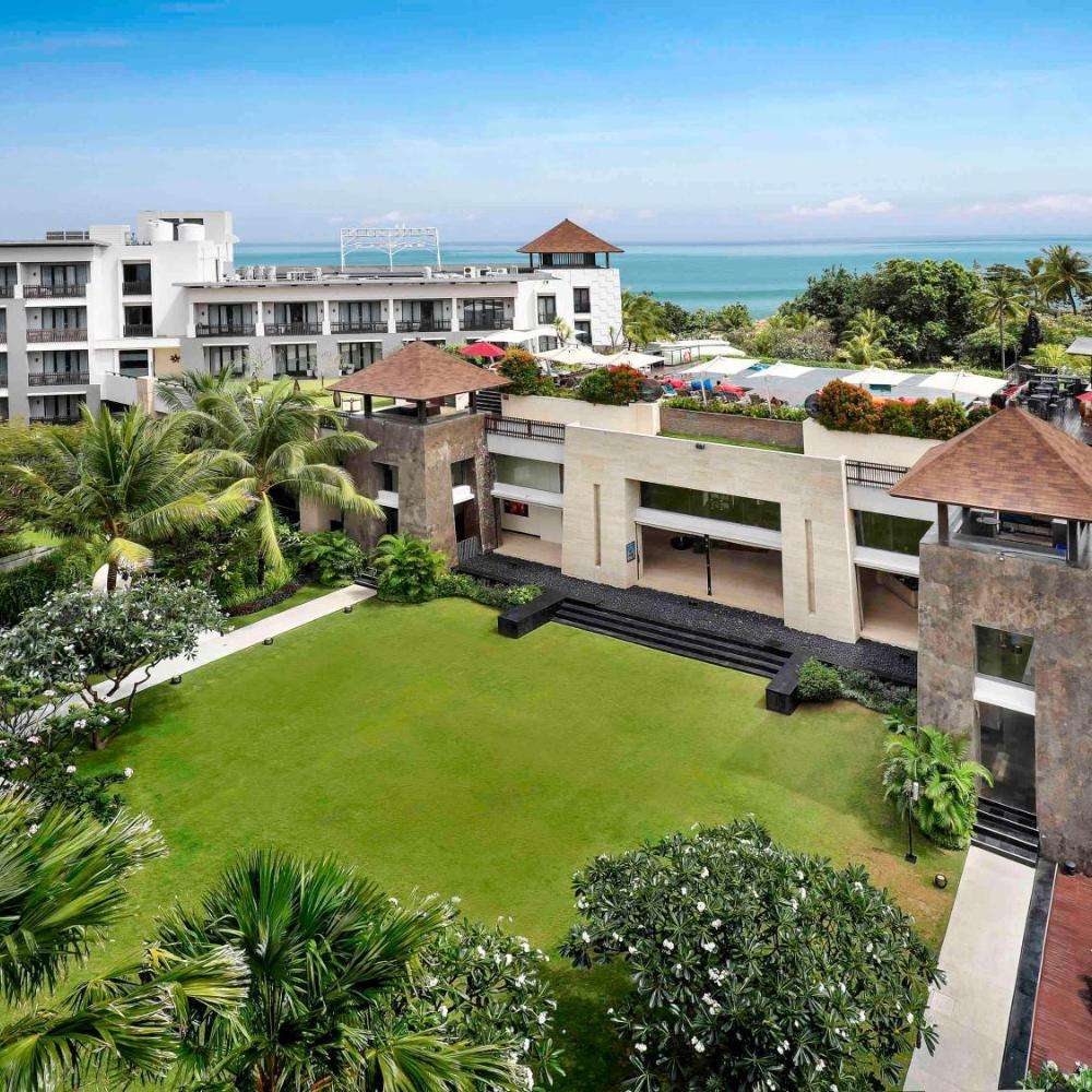 هتل پولمن بالی لژیان بیچ Hotel Pullman Bali Legian Beach
