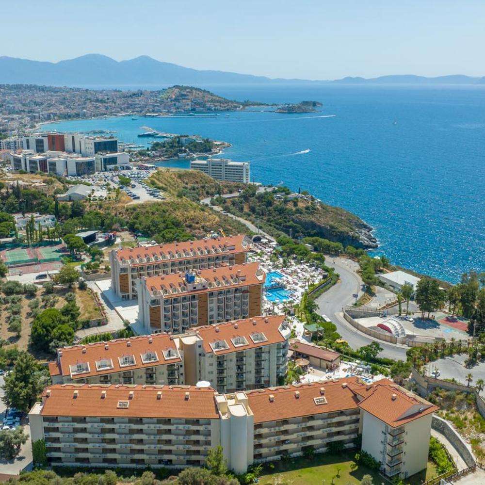 هتل رامادا ریزورت کوش آداسی اند گلف Hotel Ramada Resort Kusadasi & Golf