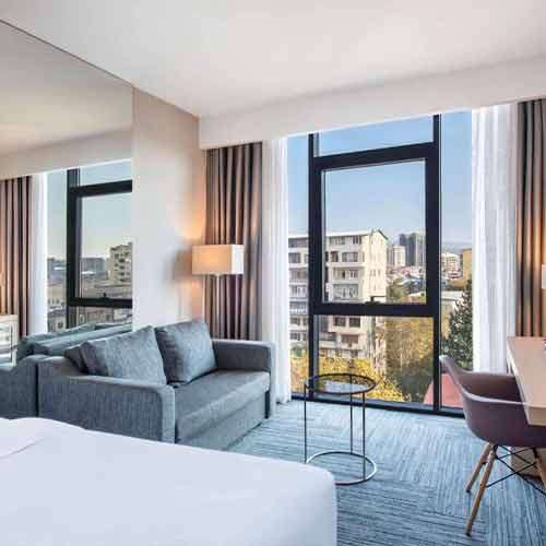 هتل سابورتالو بای مرشور تفلیس Tbilisi Saburtalo Hotel By Mercure