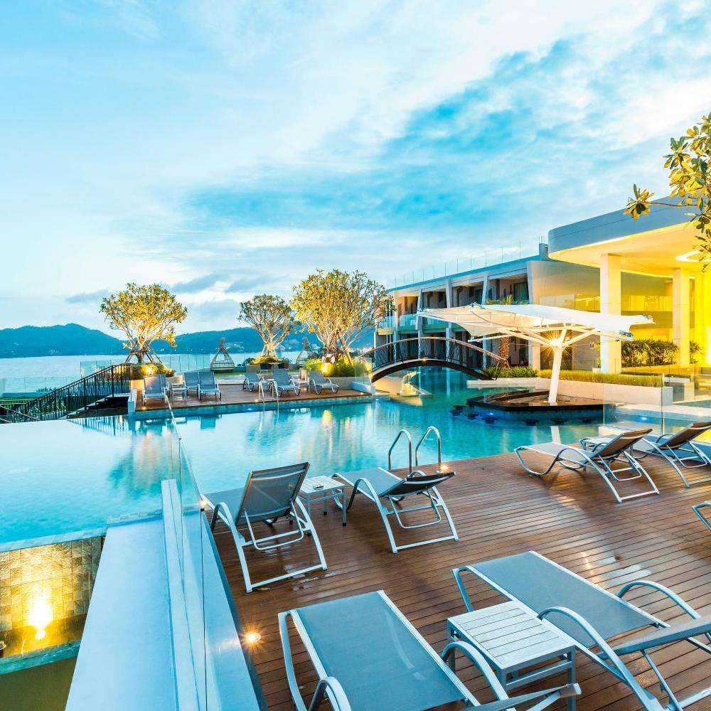 هتل دوآنجیت ریزورت و اسپا پوکت Hotel Duangjitt Resort & Spa Phuket