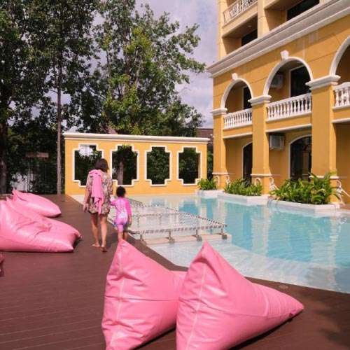 هتل پین اپل تایلند Hotel The Pineapple Thailand