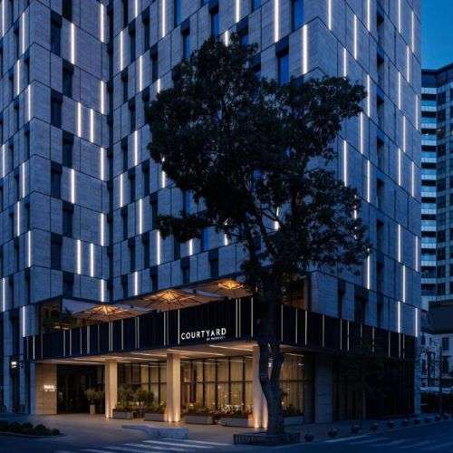 هتل کورتیارد بای مریوت ایروان Courtyard by Marriott Zurich North Hotel Yerevan