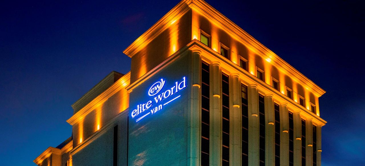 هتل الیت ورد وان Elite World hotel Van