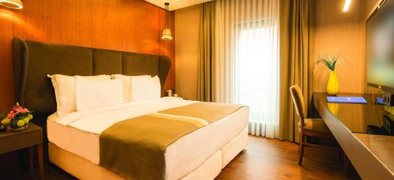 هتل د وی The Way Hotel
