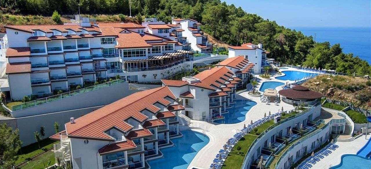 هتل گارسیا ریزورت اند اسپا Garcia Resort & Spa