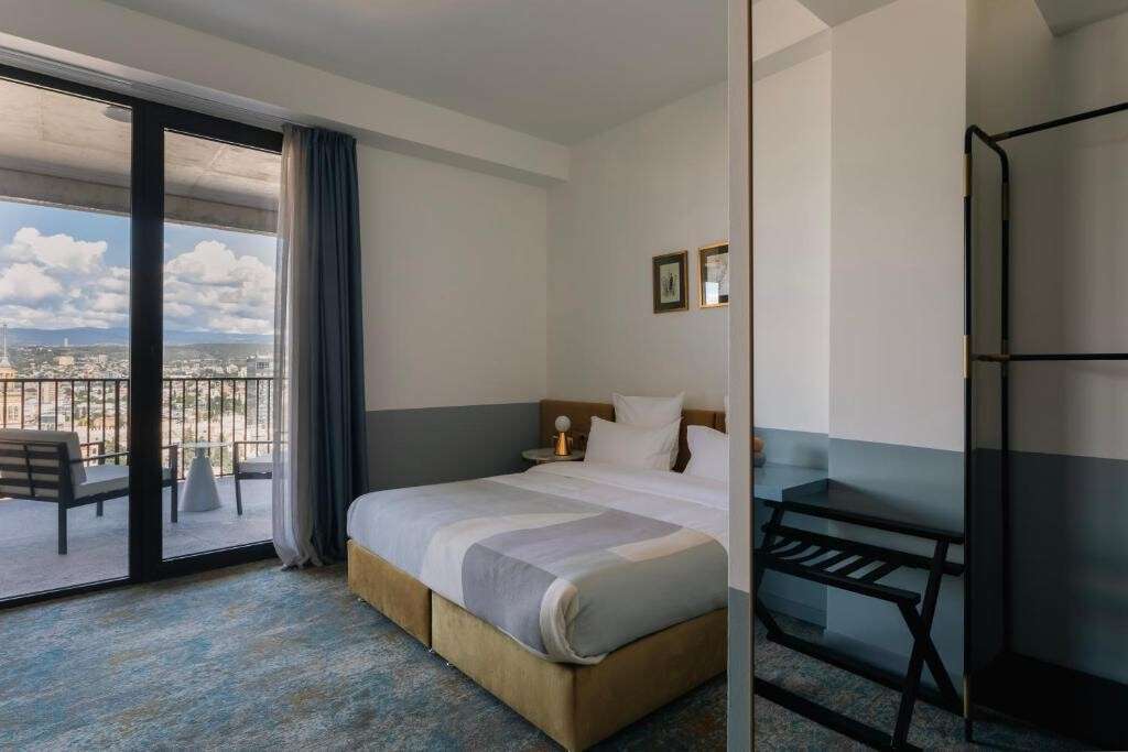 هتل کاستور و پولوکس Castor & Pollux Hotel