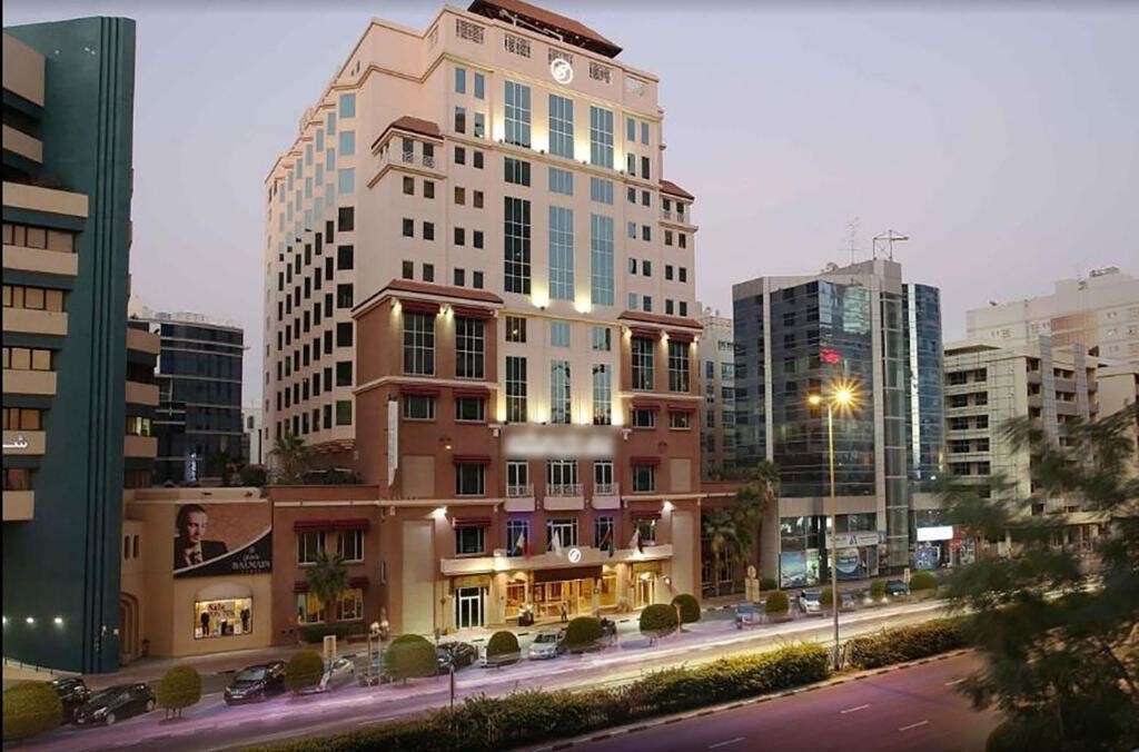 هتل نایت کستل Knight Castle Hotel