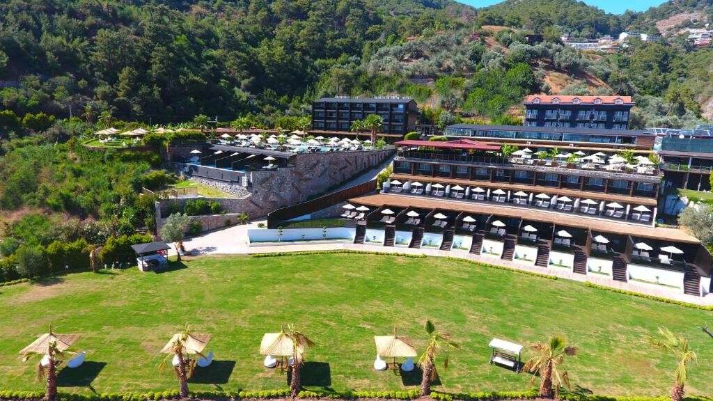 هتل ماناسپارک دلوکس Manaspark Deluxe Hotel Fethiye