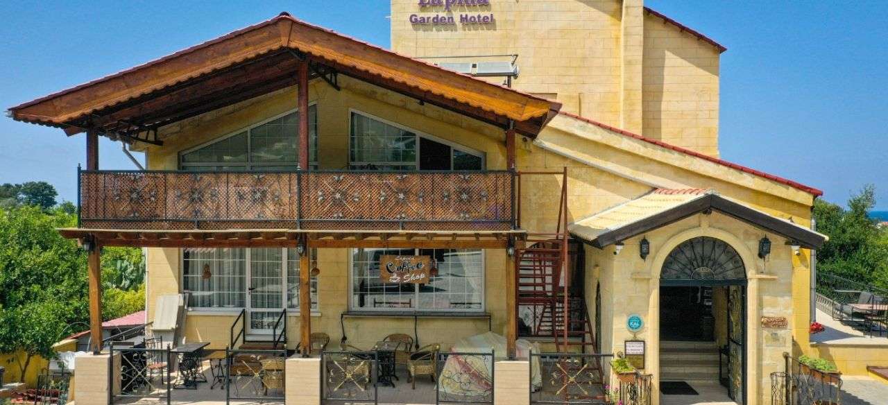 هتل لاپیدا گاردن Lapida Garden Hotel
