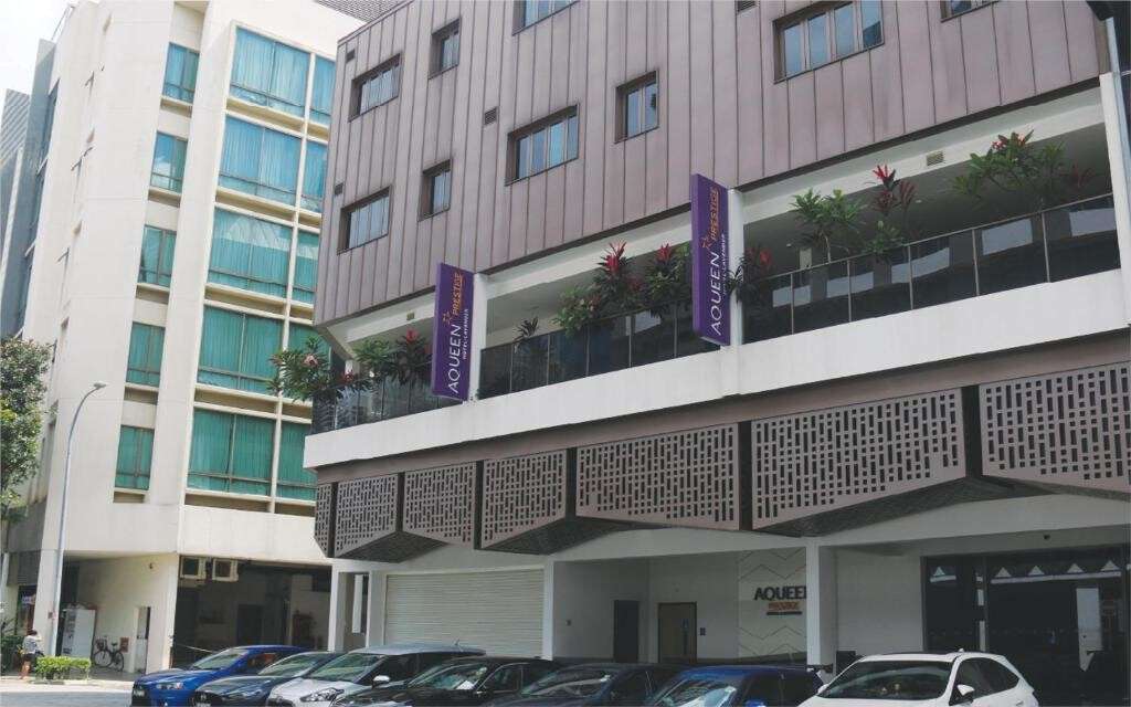 هتل آکویین پرستیژ لوندر Aqueen Prestige Hotel Lavender