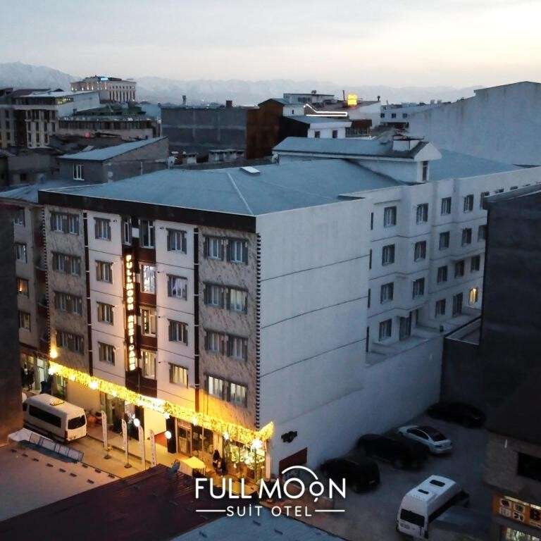 هتل فول مون Fullmoon Suıt Otel