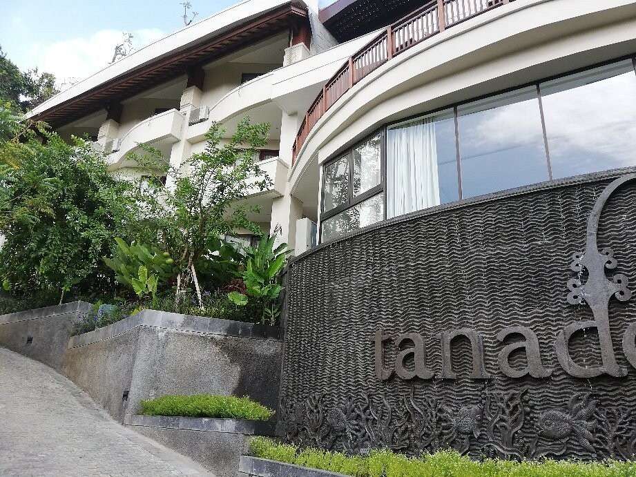 هتل تاندوا ریزورت اوبود بالی بای کروس کالکشن tanadewa Resort Ubud Bali by Cross Collection