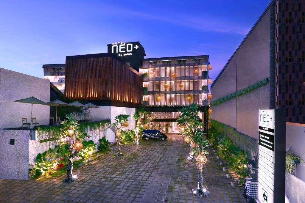 هتل نئو + کوتا لگیان Hotel NEO + Kuta Legian