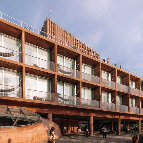 هتل پوتیتو هد سوئیت‌ اند استودیوس Potato Head Suites & Studios