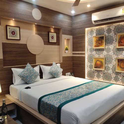 سنترال اسکوآر Central Square Hotel