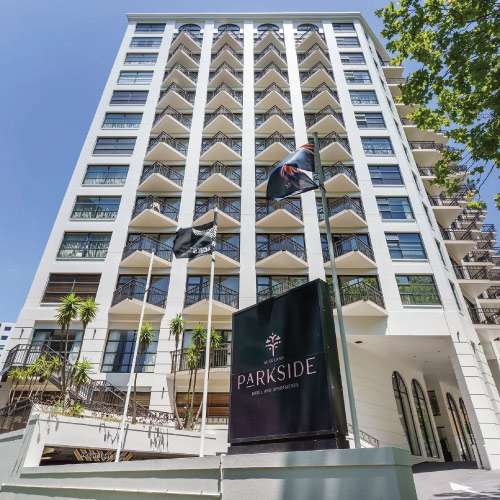 هتل آپارتمان  پارک ساید Parkside Hotel & Apartments