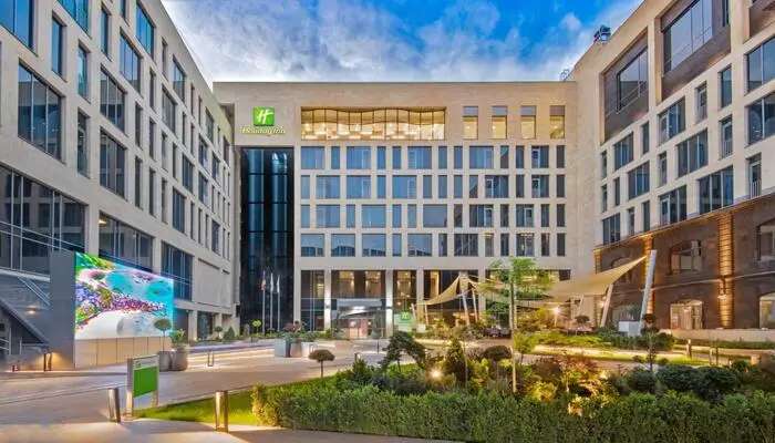 هالیدی این ریپابلیک اسکوئر HOLIDAY INN REPUBLIC SQUARE