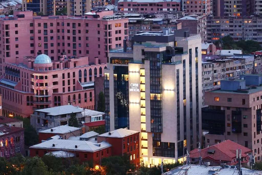هتل اپرا سوییت ایروان HOTEL OPERA SUITE