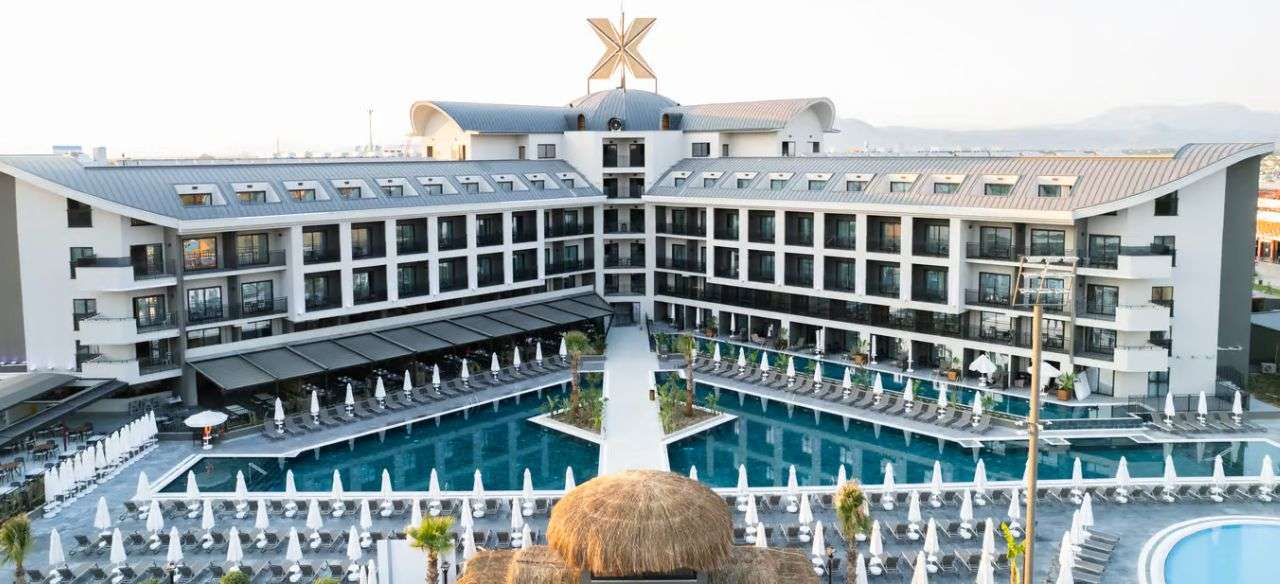 د ایکس بلک The X Belek