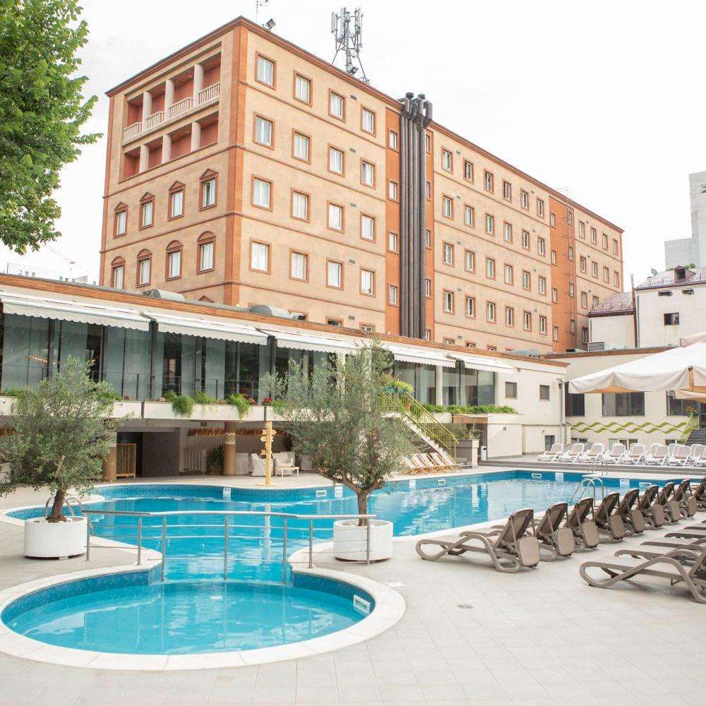 هتل بست وسترن پلاس کانگرس ایروان BEST WESTERN PLUS CONGRESS