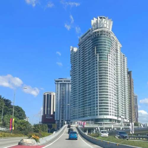 هتل آپِر ویو رگالیا Upper View Regalia Hotel
