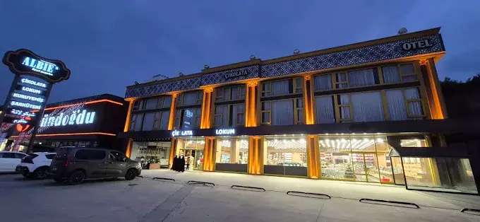 هتل بی اند بی ترابزون BURC AIRPORT OTEL